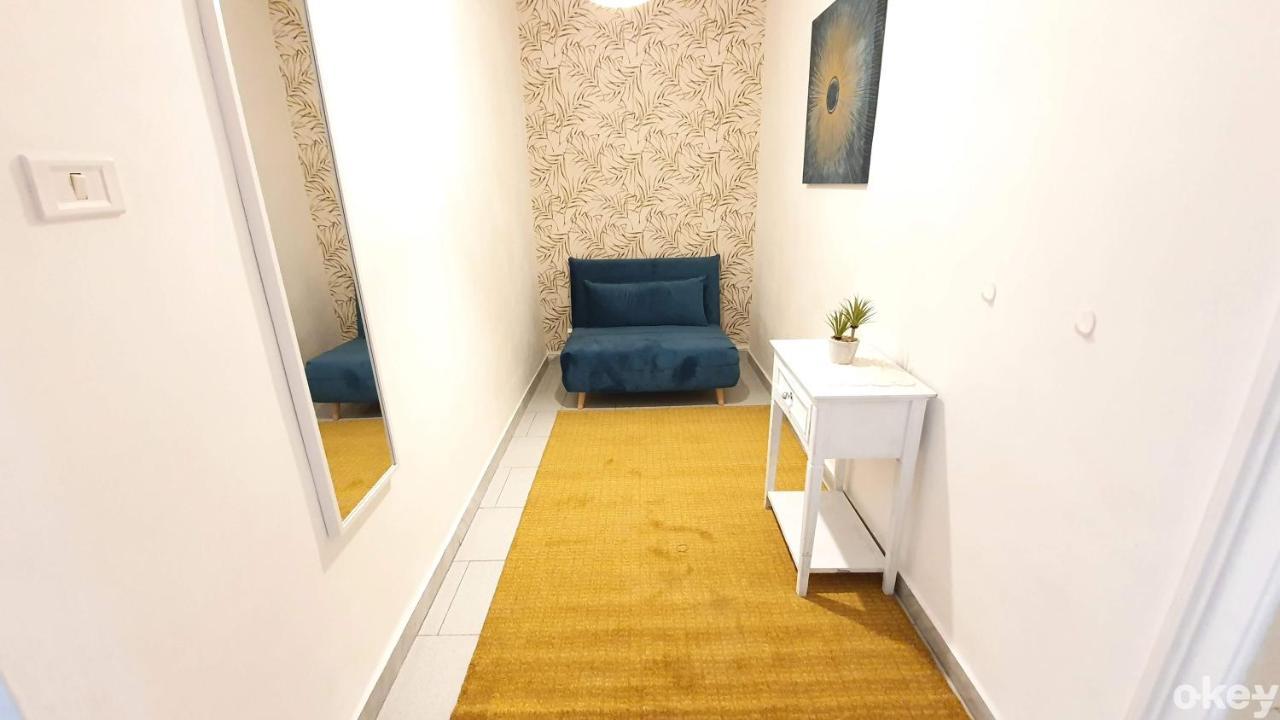 Twin Room Apulia Apartment - Bari Centro Eksteriør bilde